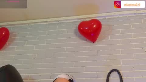   online show from April 7, 8:20 pm