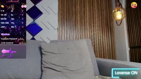 elizbeth_777 online show from February 24, 10:25 pm