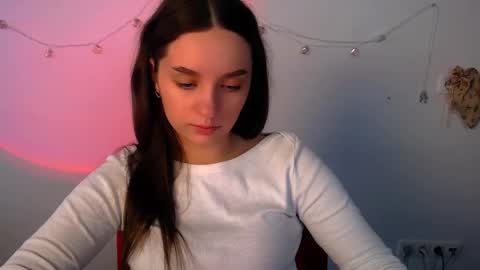 elizsun online show from March 19, 8:40 am