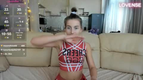 Snapshot of elizsweet chatting on February 19, 12:22 pm Eliz                               online show from February 19, 12:22 pm