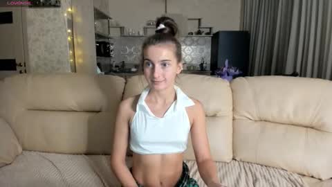 Snapshot of elizsweet chatting on March 9, 5:06 pm Eliz                               online show from March 9, 5:06 pm