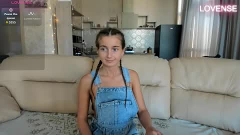 Snapshot of elizsweet chatting on September 14, 5:39 am Eliz                               online show from September 14, 5:39 am