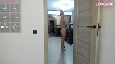 Snapshot of elizsweet chatting on September 24, 6:00 pm Eliz                               online show from September 24, 6:00 pm