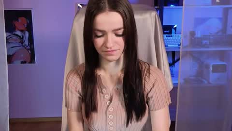 Snapshot of elizzza_ chatting on October 21, 5:19 am elizzza_ online show from October 21, 5:19 am