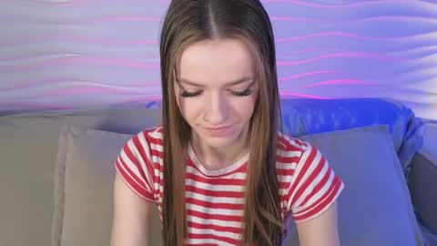 elizzza_ online show from April 22, 5:21 am