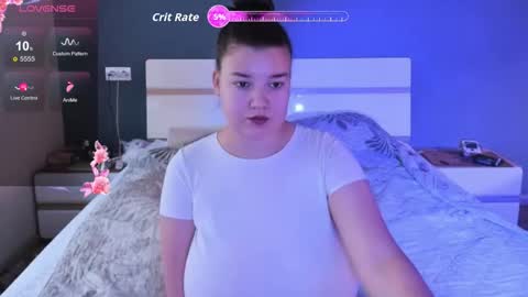 Lina online show from November 18, 12:20 pm