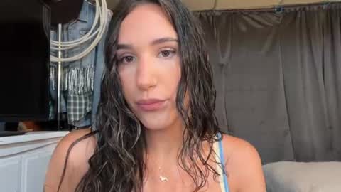 Ella online show from June 30, 1:12 pm
