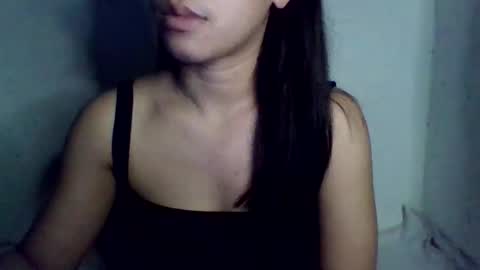 ella_babe25 online show from March 8, 8:34 pm