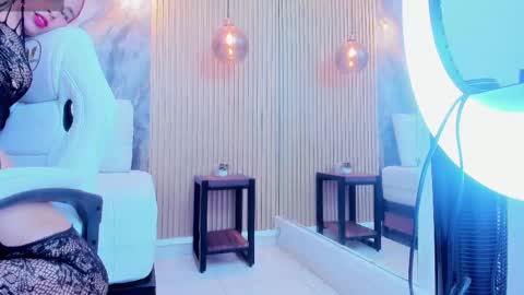 ella harper online show from September 30, 2:38 am