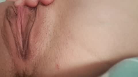 Snapshot of ella_pink chatting on December 1, 12:10 pm Ella online show from December 1, 12:10 pm