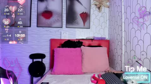 ella rouse online show from January 24, 11:59 am