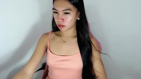 Snapshot of ella_walkerxxx chatting on May 21, 11:06 am ella_walkerxxx online show from May 21, 11:06 am