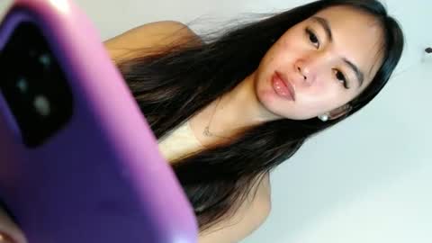 Snapshot of ella_walkerxxx chatting on May 23, 2:39 am ella_walkerxxx online show from May 23, 2:39 am