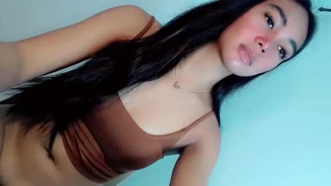 Snapshot of ella_walkerxxx chatting on May 25, 4:29 am ella_walkerxxx online show from May 25, 4:29 am