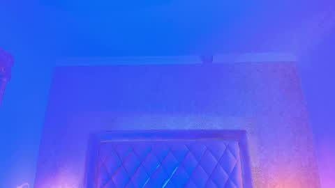 Snapshot of ellaamuller chatting on December 18, 9:29 pm Ellaa Muller online show from December 18, 9:29 pm