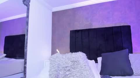 Snapshot of ellaamuller chatting on February 6, 6:29 am Ellaa Muller online show from February 6, 6:29 am