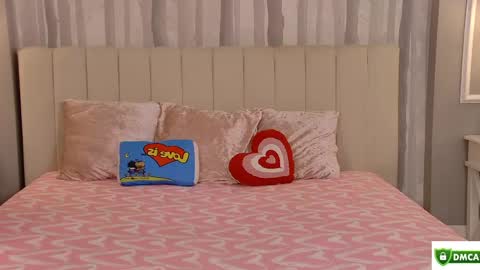 Snapshot of ellaander chatting on May 14, 4:52 am Ella online show from May 14, 4:52 am