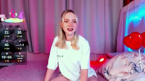 Ella online show from February 22, 2:04 pm