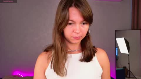 ellacanny online show from June 10, 6:01 am