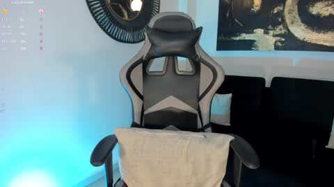 EllaClark online show from March 12, 10:07 pm