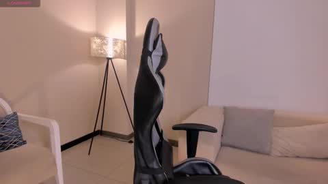 EllaClark online show from September 24, 7:06 pm