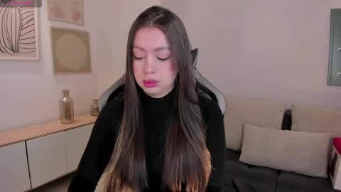 EllaClark online show from October 17, 3:14 pm