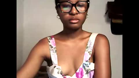 ellah245 online show from February 23, 8:44 am