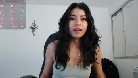 Snapshot of ellajonz chatting on July 26, 1:14 am Ella Amoneth online show from July 26, 1:14 am