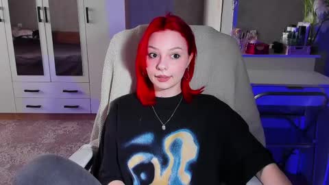 ellales online show from April 21, 8:42 am