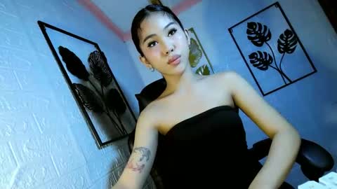 ella online show from October 1, 5:41 pm