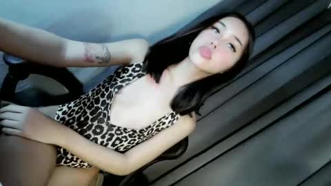 ella online show from March 29, 2:39 pm