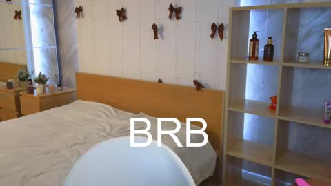 Snapshot of ellamilla chatting on December 29, 11:50 am ellamilla online show from December 29, 11:50 am