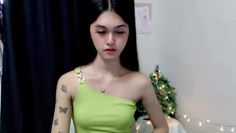 ELLA online show from December 2, 2:39 am