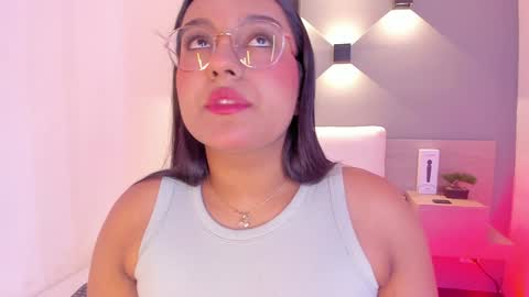 Ella online show from January 29, 4:47 am