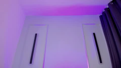 Ella online show from November 11, 12:16 pm