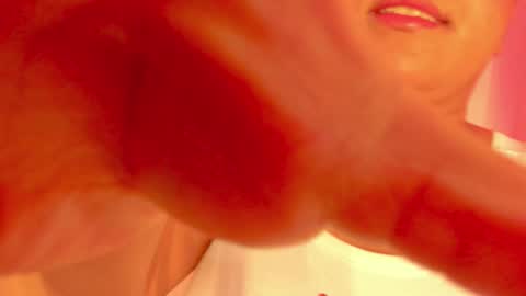 Ella online show from December 14, 12:54 pm