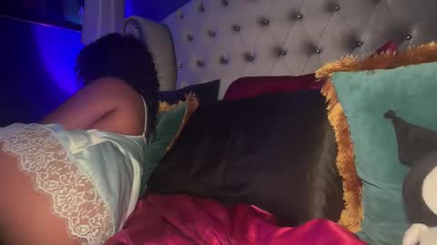 Snapshot of ellaparkerrr chatting on March 13, 1:12 am ellaparkerrr online show from March 13, 1:12 am