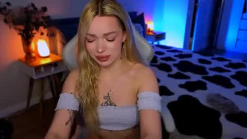 Ella online show from July 2, 5:57 am