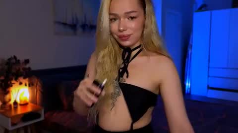 Ella online show from July 11, 6:27 am