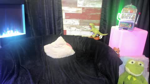 ELLE online show from January 17, 2:29 am