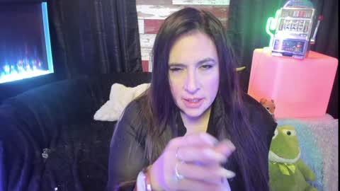 ELLE online show from January 22, 4:55 pm