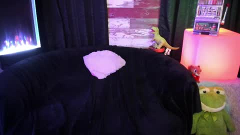 Snapshot of elle4you chatting on November 1, 7:27 pm ELLE online show from November 1, 7:27 pm