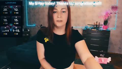 Snapshot of ellen_busty chatting on December 6, 7:12 pm Elli   NEXT STREAM      online show from December 6, 7:12 pm