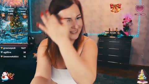 Snapshot of ellen_busty chatting on December 19, 10:42 pm Elli   NEXT STREAM      online show from December 19, 10:42 pm