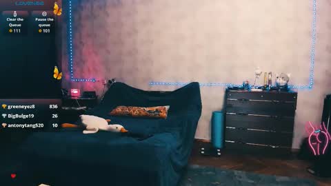 Snapshot of ellen_busty chatting on September 21, 7:04 pm Elli   NEXT STREAM      online show from September 21, 7:04 pm