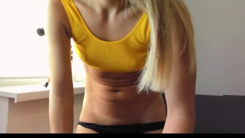 ellen_flow online show from March 29, 1:55 pm