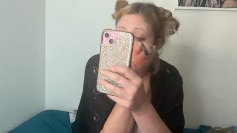 Snapshot of ellenauti chatting on June 26, 11:03 am nautiellebbw online show from June 26, 11:03 am