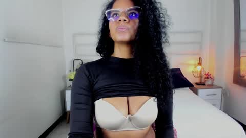  Ellie   online show from February 7, 2:58 pm