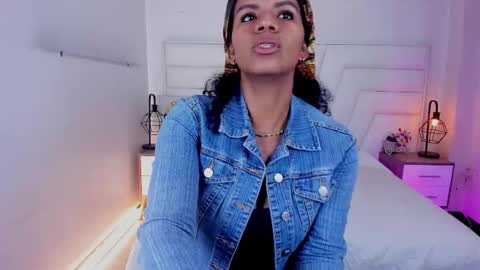  Ellie   online show from February 26, 12:25 pm