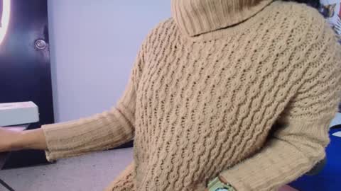  Ellie   online show from September 9, 11:54 am